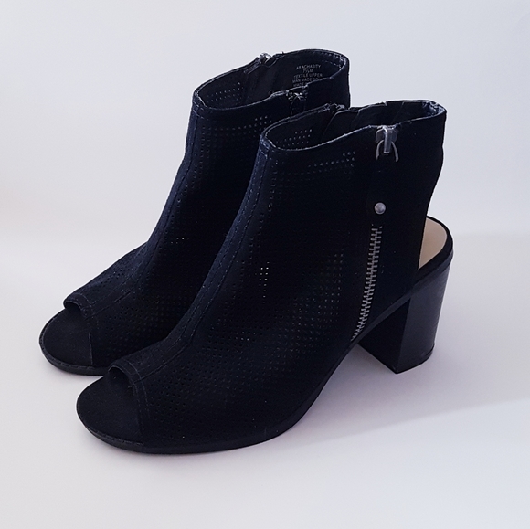 AMERICAN RAG Black Suede Open-Toe Chunky Heel Ankle Bootie - Picture 4 of 10